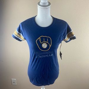 NWT MLB Women’s Milwakee Brewers Tshirt Sz Medium